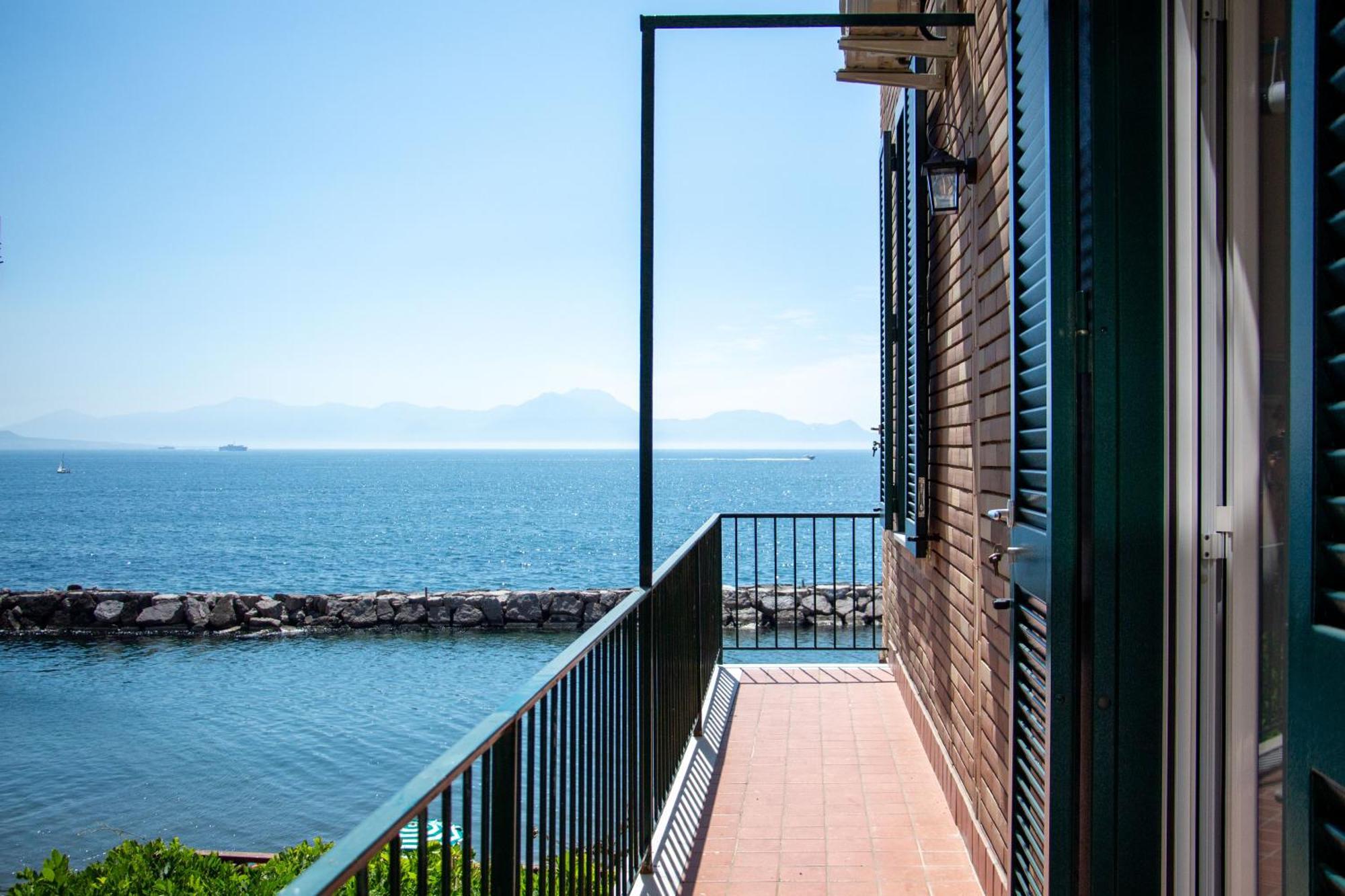 Wanderlust Aria Di Mare Apartment Naples Exterior photo